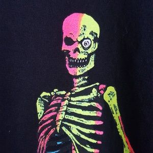💀Cotton On Artist Series Neon Skeleton tee